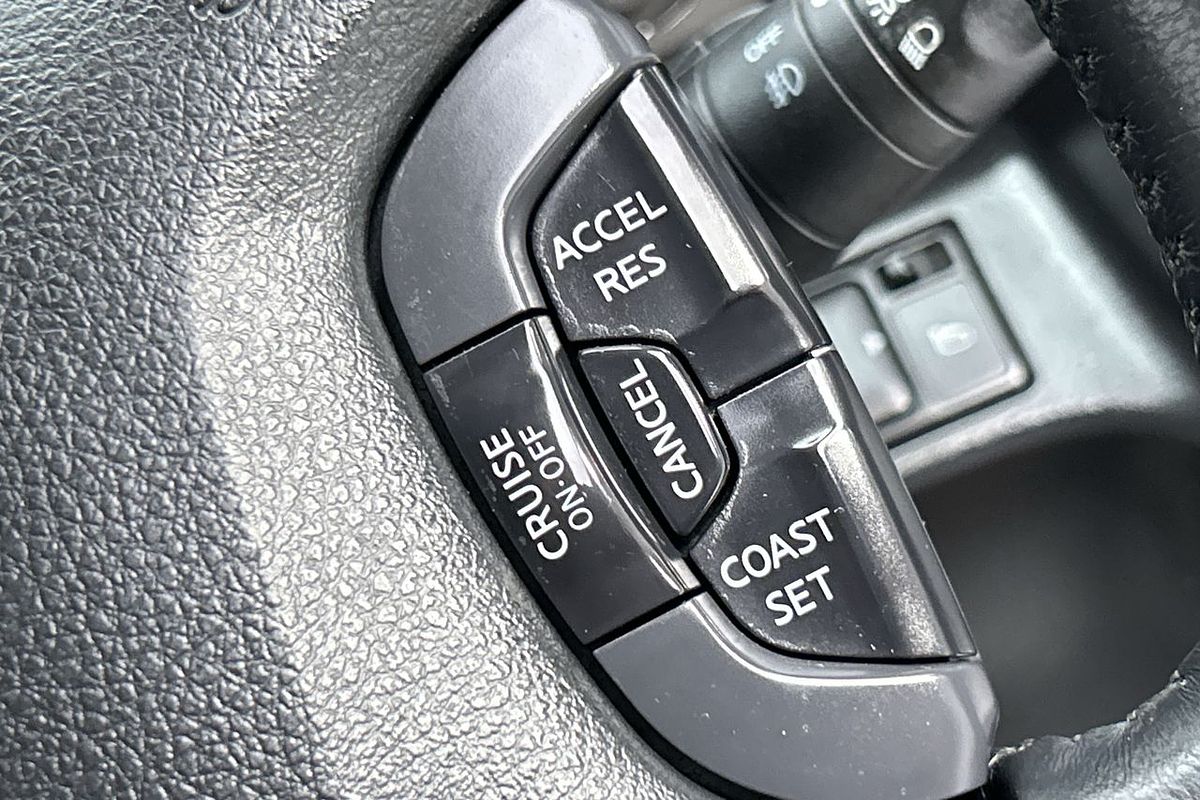 2016 Nissan Patrol ST Y61