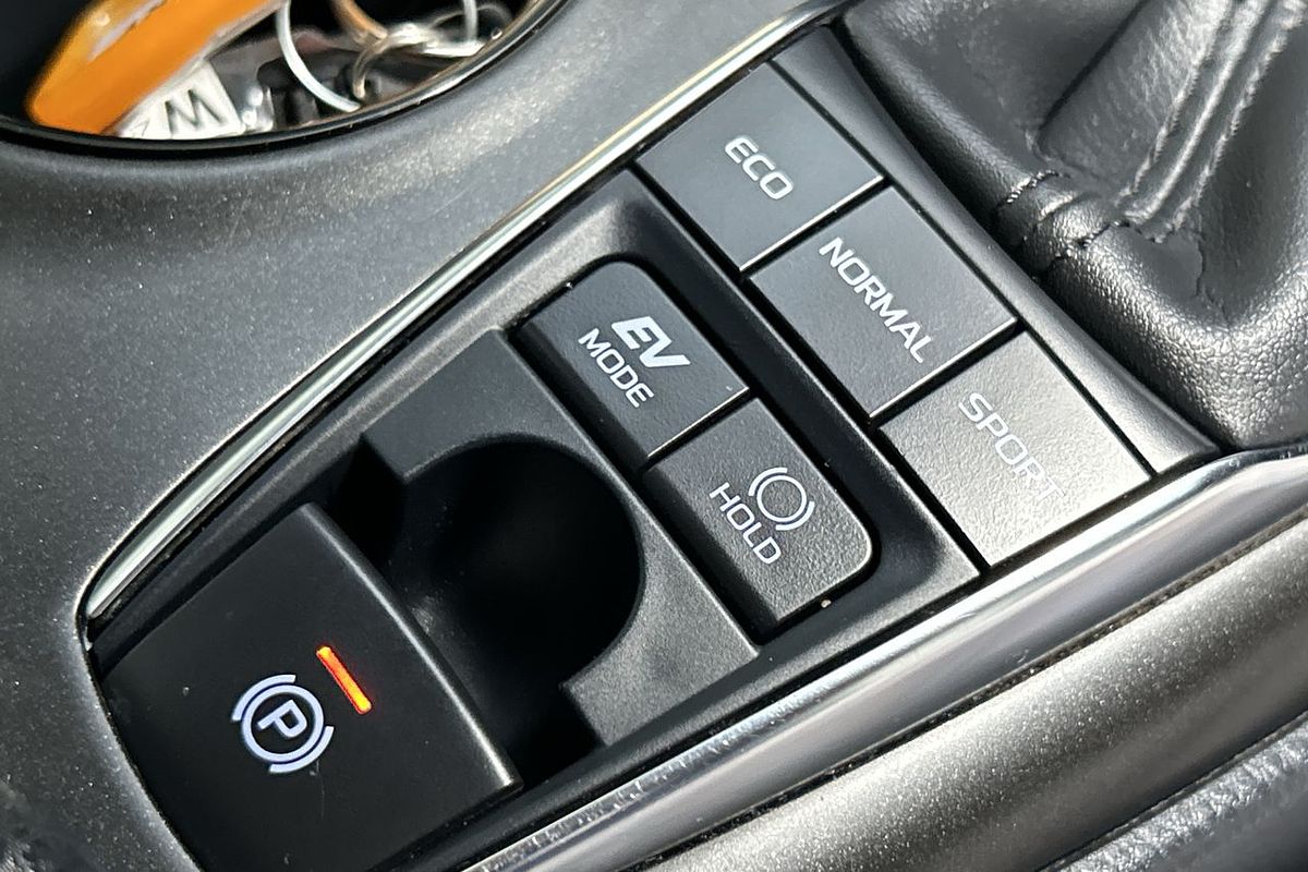 2022 Toyota Camry Ascent AXVH70R
