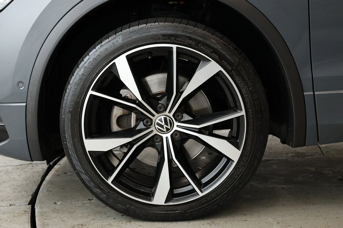 2023 Volkswagen Tiguan 162TSI R-Line 5N