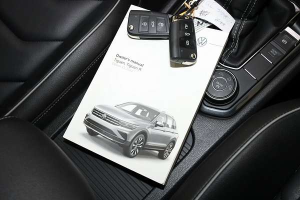 2023 Volkswagen Tiguan 162TSI R-Line 5N