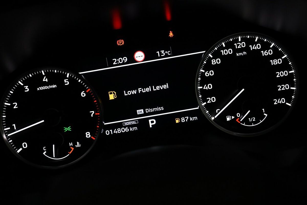 2024 Mitsubishi Outlander LS ZM
