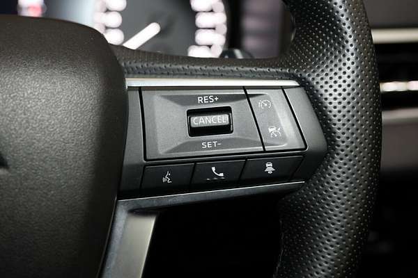 2024 Mitsubishi Outlander LS ZM
