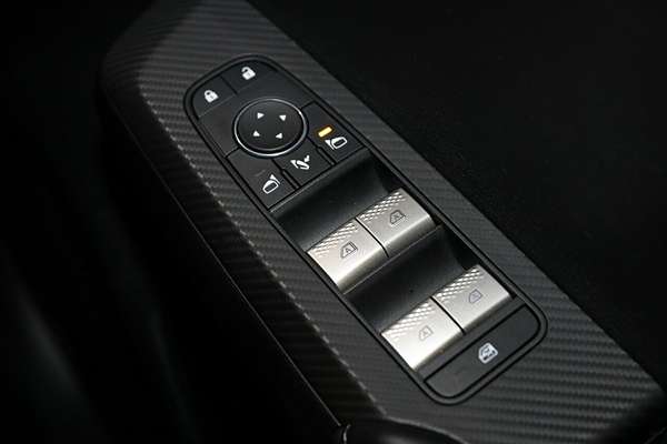 2024 Mitsubishi Outlander LS ZM