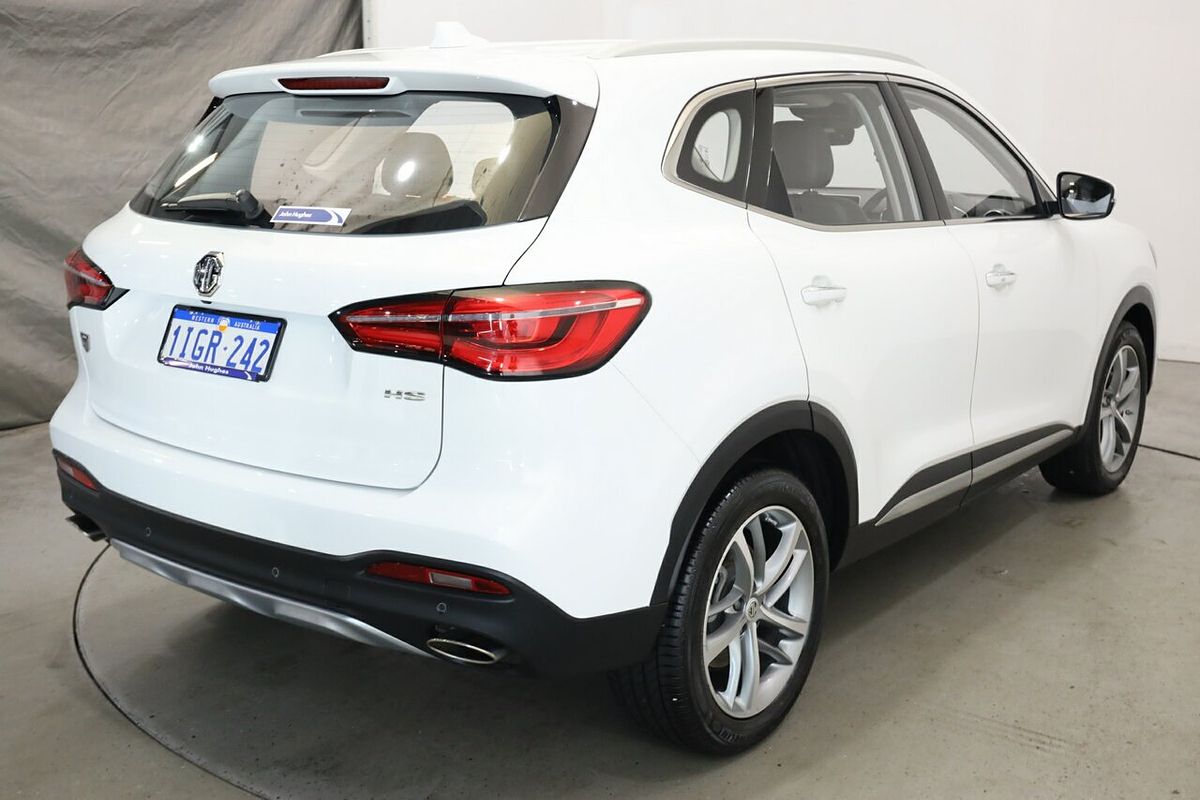 2023 MG HS Excite SAS23
