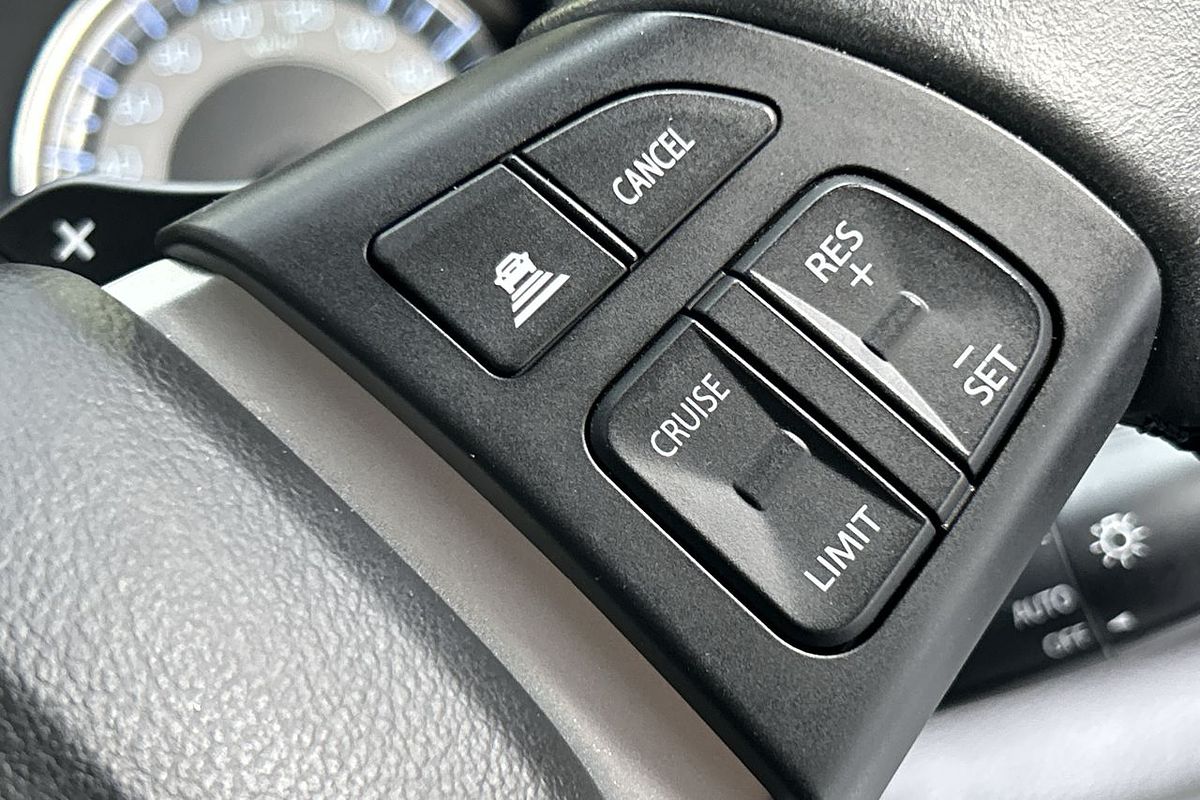 2023 Suzuki S-Cross GL+ JYB