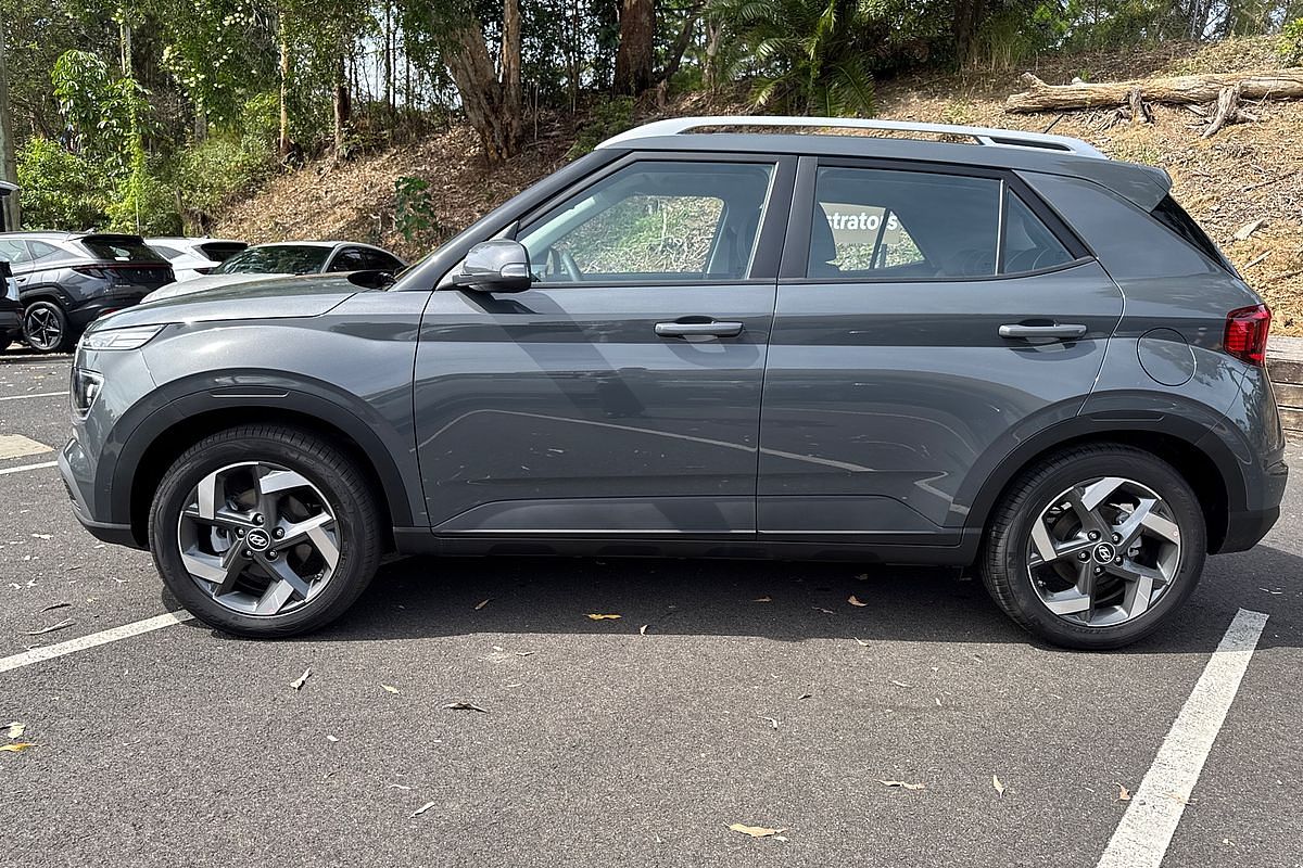 2024 Hyundai Venue Active QX.V5