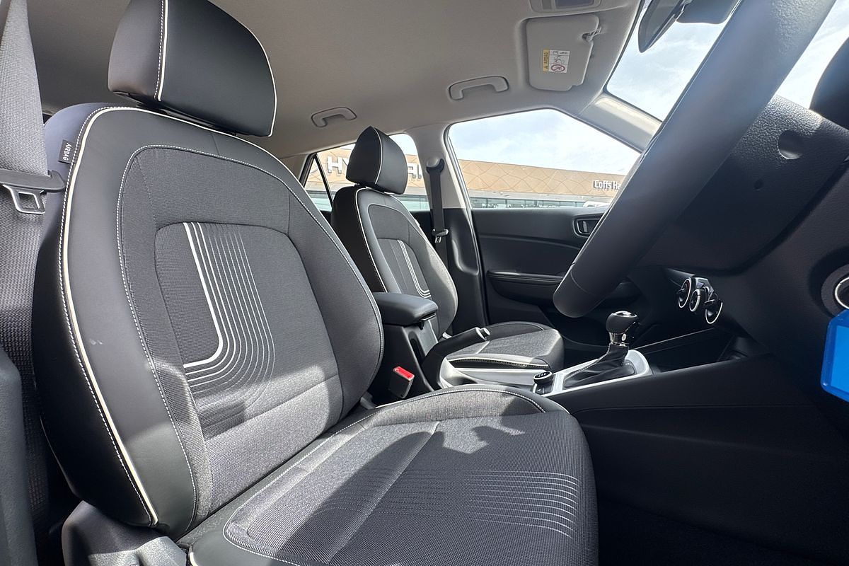 2024 Hyundai Venue Active QX.V5