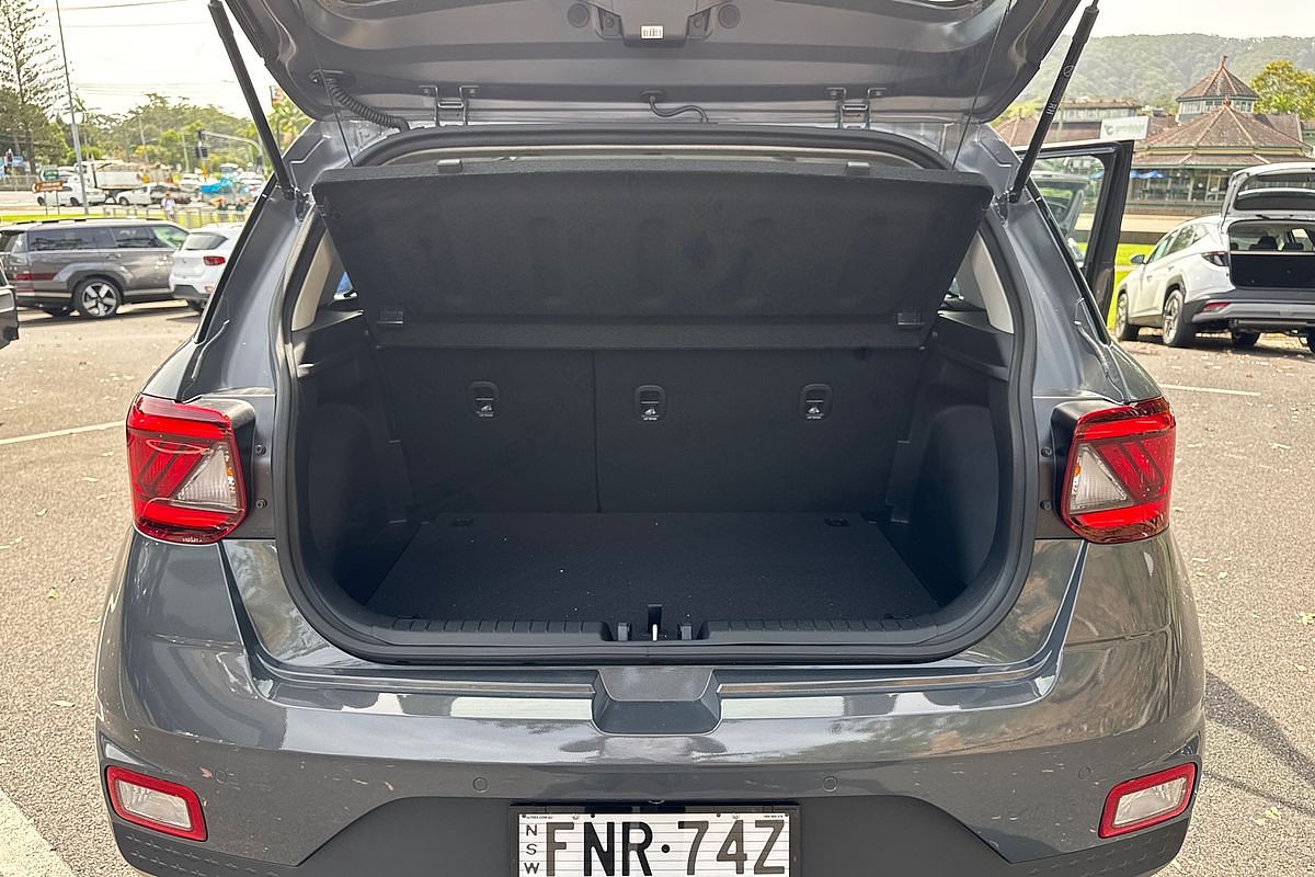 2024 Hyundai Venue Active QX.V5
