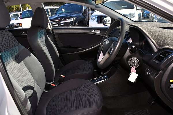 2017 Hyundai Accent Active RB4