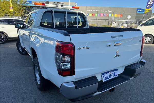 2022 Mitsubishi Triton GLX MR 4X4