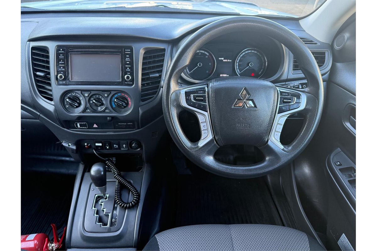 2022 Mitsubishi Triton GLX MR 4X4