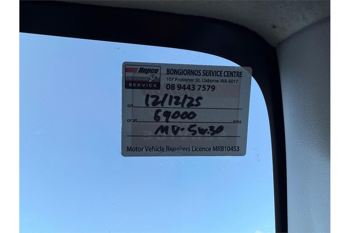 2022 Mitsubishi Triton GLX MR 4X4