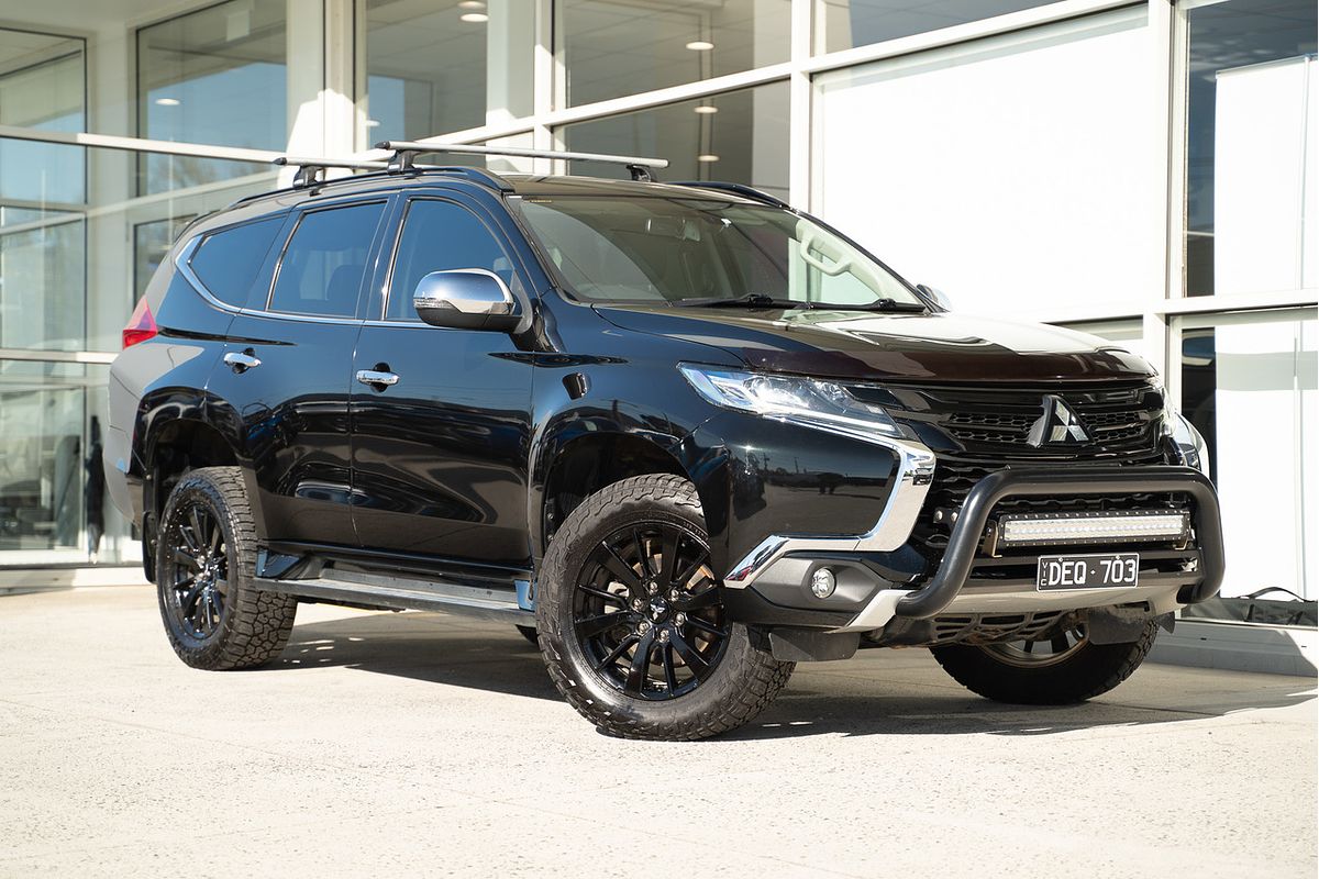 2019 Mitsubishi Pajero Sport Black Edition QE