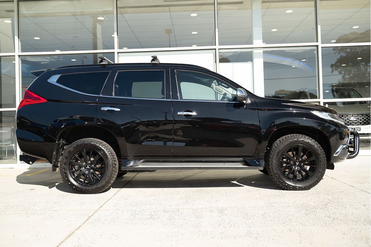 2019 Mitsubishi Pajero Sport Black Edition QE