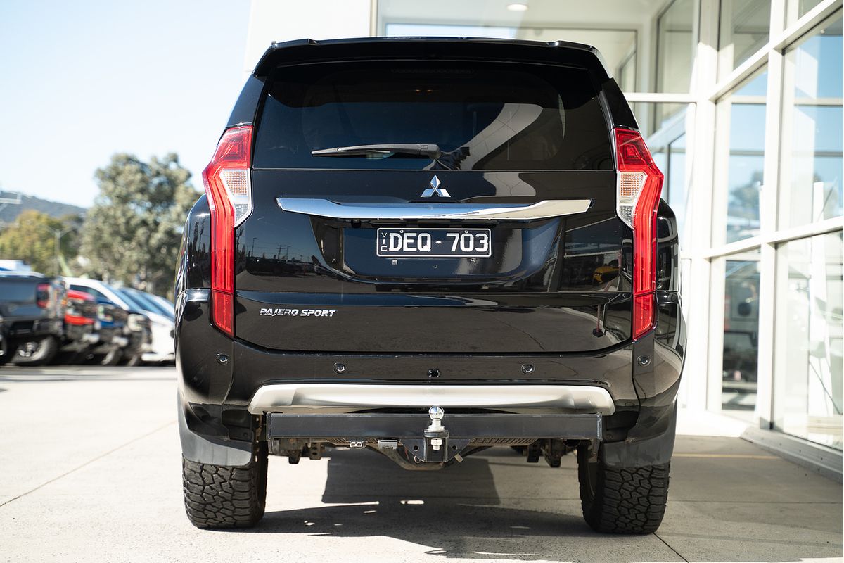 2019 Mitsubishi Pajero Sport Black Edition QE