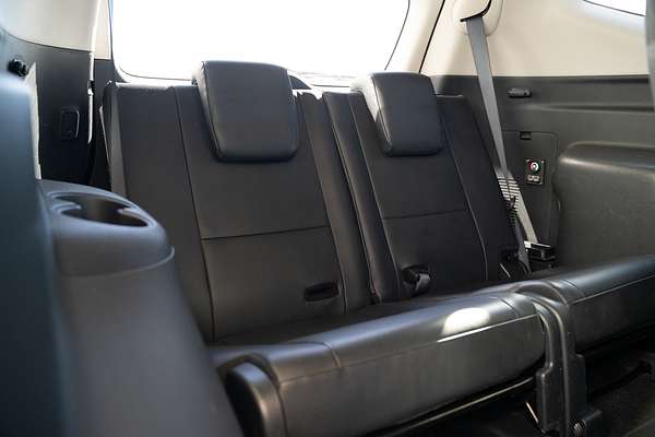 2019 Mitsubishi Pajero Sport Black Edition QE