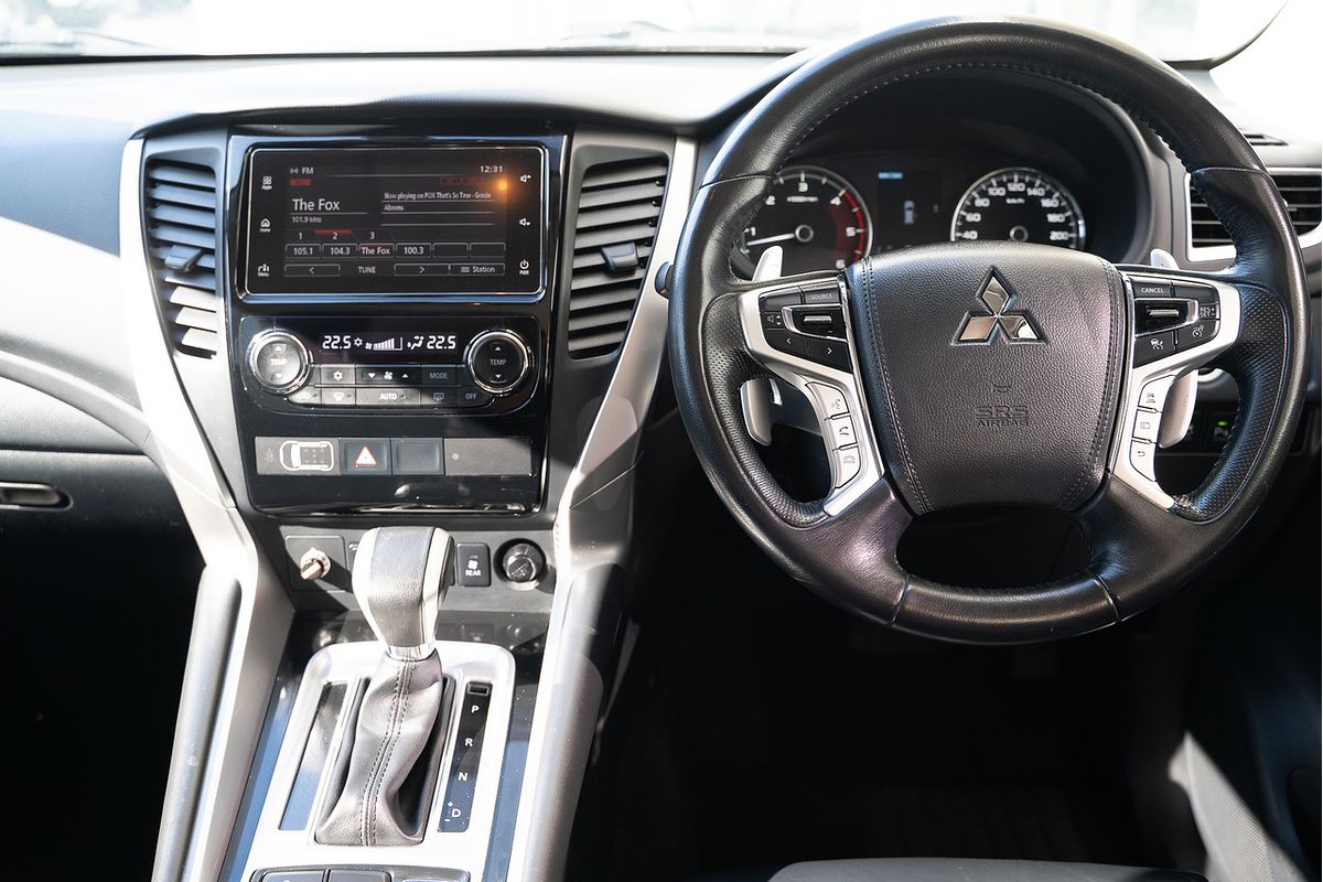 2019 Mitsubishi Pajero Sport Black Edition QE