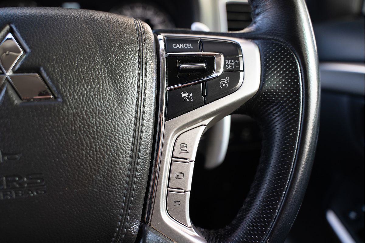 2019 Mitsubishi Pajero Sport Black Edition QE