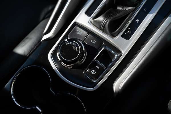 2019 Mitsubishi Pajero Sport Black Edition QE
