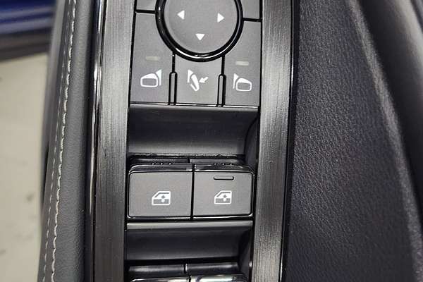 2025 Nissan X-TRAIL ST-L T33