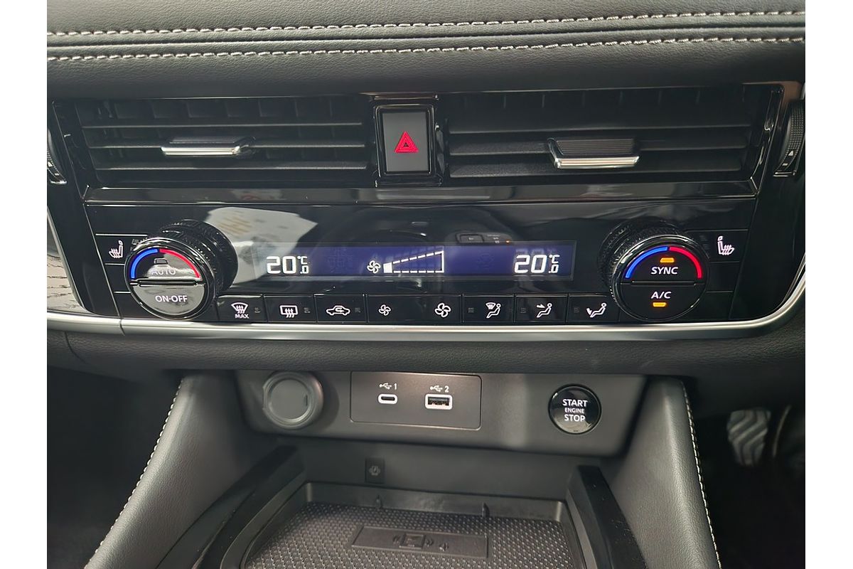 2025 Nissan X-TRAIL ST-L T33