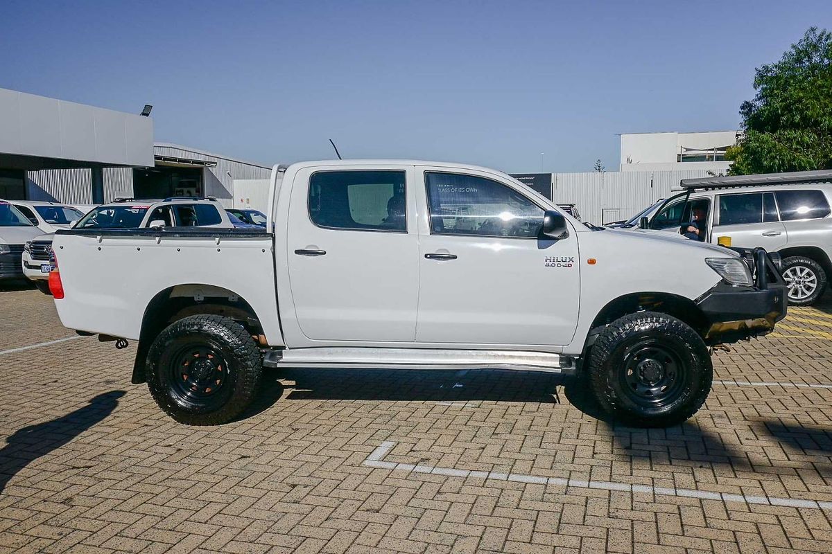 2013 Toyota Hilux SR KUN26R 4X4