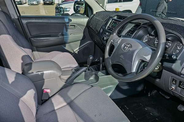 2013 Toyota Hilux SR KUN26R 4X4