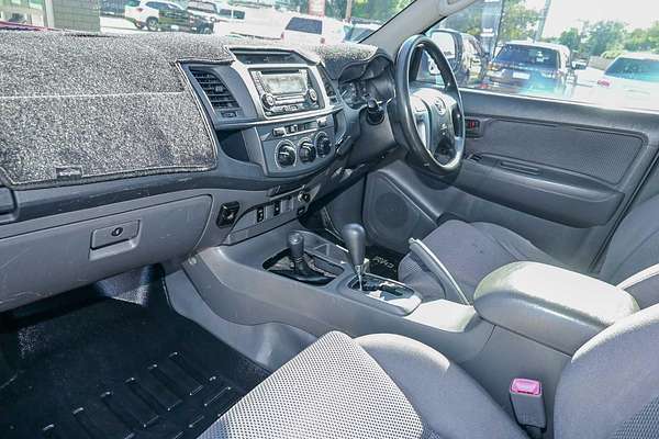 2013 Toyota Hilux SR KUN26R 4X4