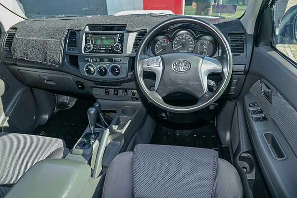 2013 Toyota Hilux SR KUN26R 4X4
