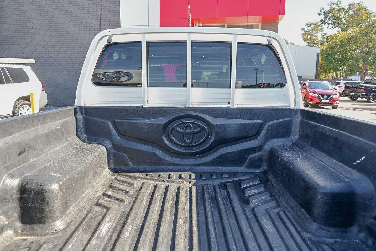 2013 Toyota Hilux SR KUN26R 4X4