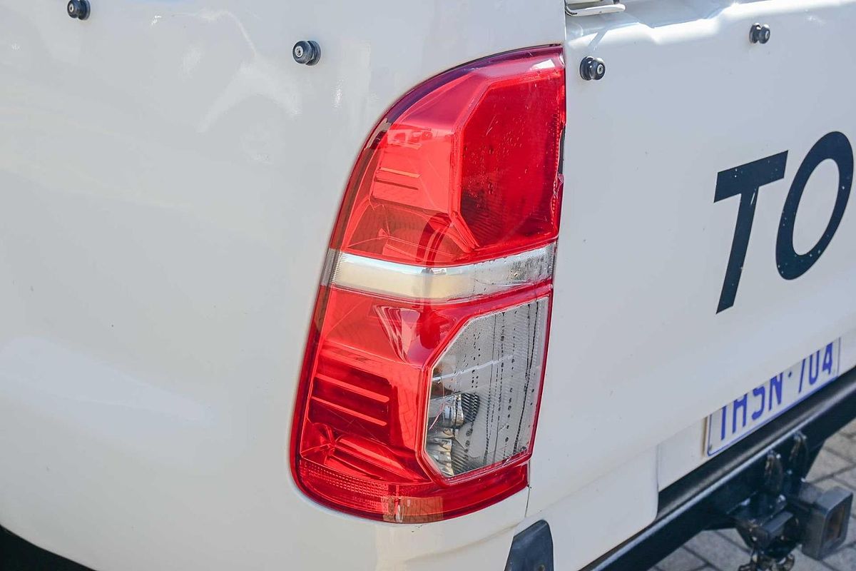 2013 Toyota Hilux SR KUN26R 4X4