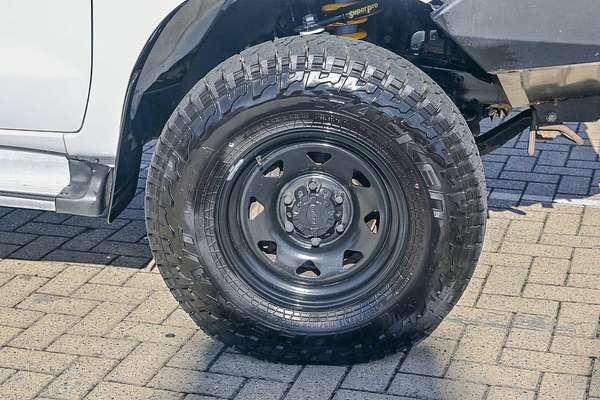 2013 Toyota Hilux SR KUN26R 4X4