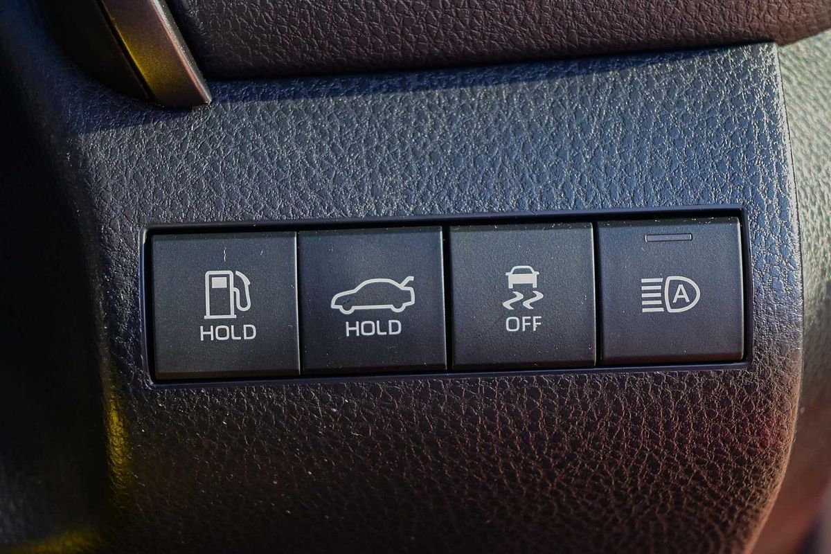 2021 Toyota Camry Ascent AXVA70R