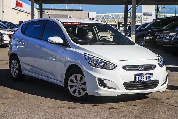 2015 Hyundai Accent Active RB3