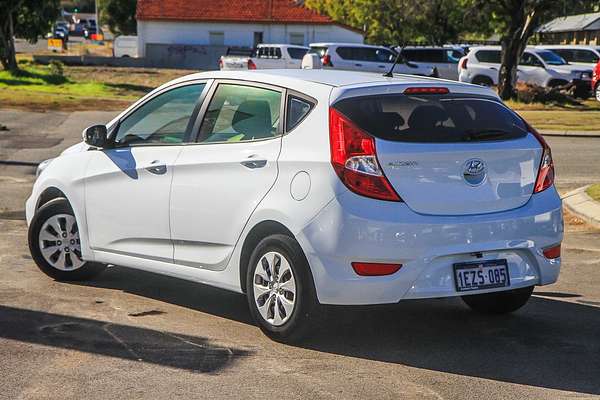 2015 Hyundai Accent Active RB3