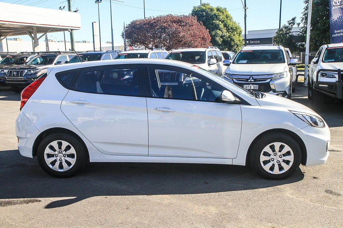 2015 Hyundai Accent Active RB3