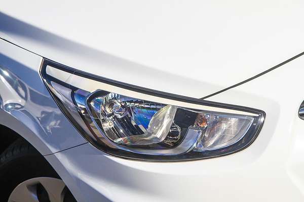 2015 Hyundai Accent Active RB3