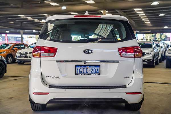 2017 Kia Carnival S YP