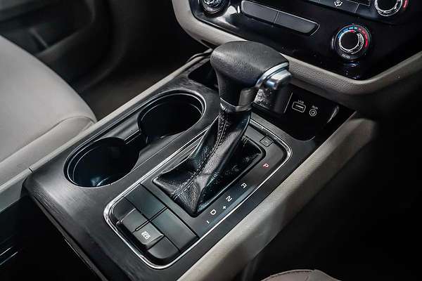2017 Kia Carnival S YP