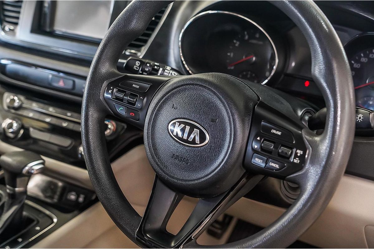 2017 Kia Carnival S YP