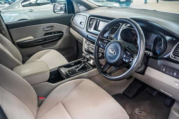 2017 Kia Carnival S YP