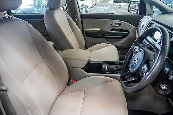 2017 Kia Carnival S YP