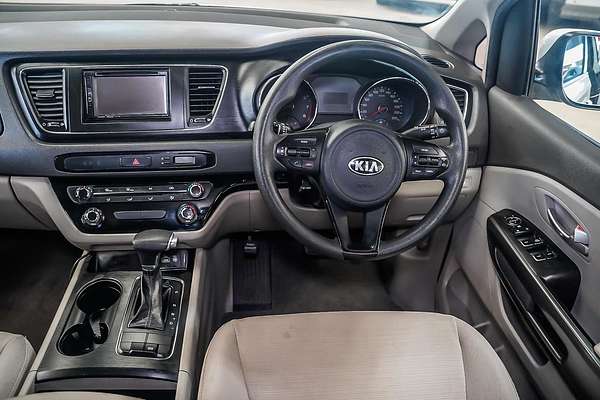 2017 Kia Carnival S YP