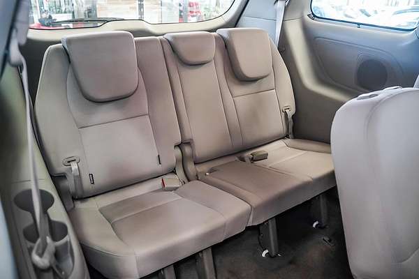 2017 Kia Carnival S YP