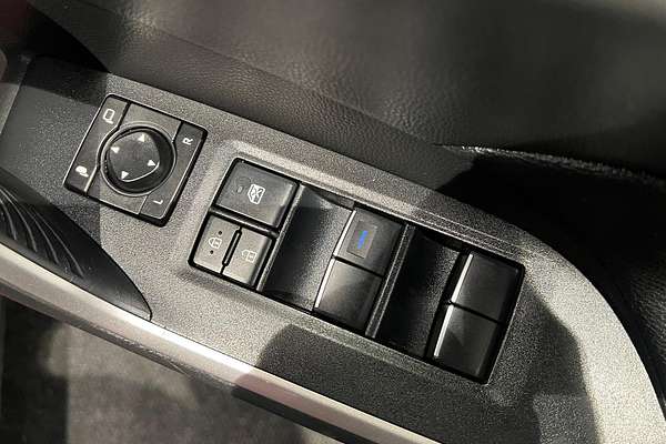 2021 Toyota RAV4 GXL MXAA52R