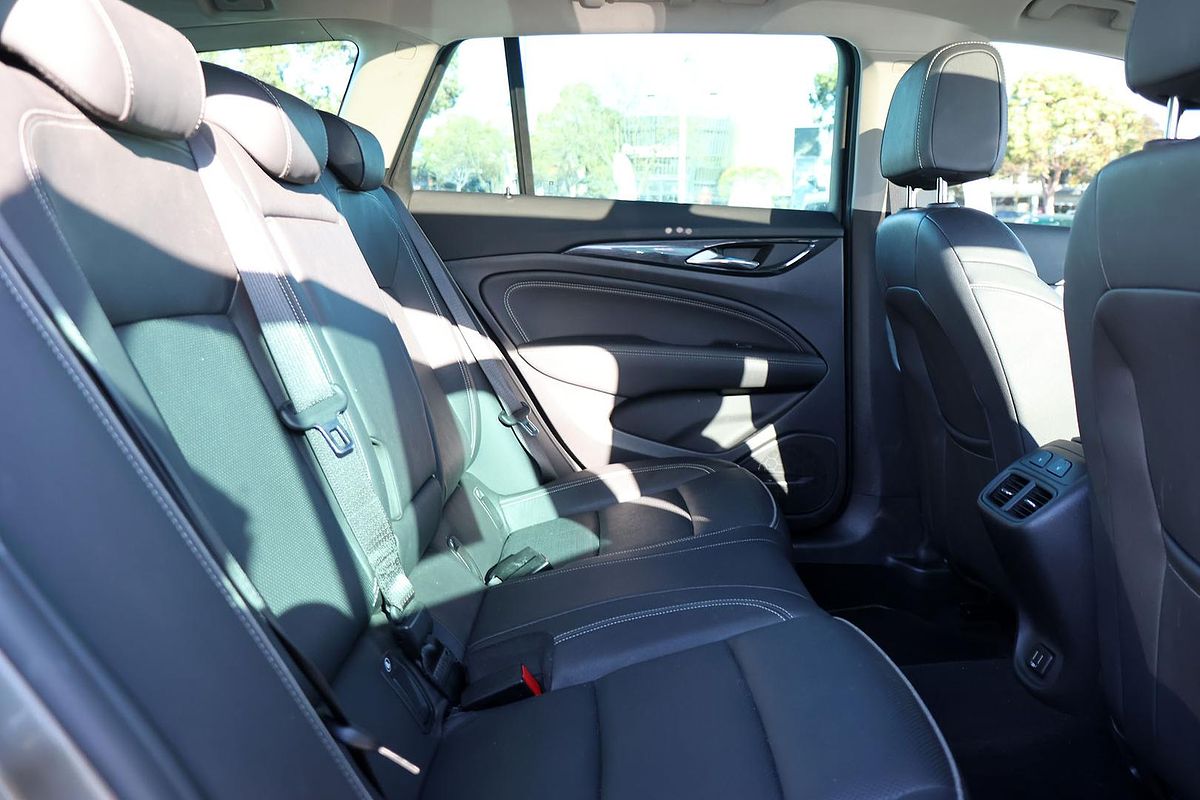 2018 Holden Calais V ZB