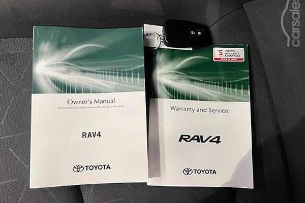 2021 Toyota RAV4 GXL MXAA52R