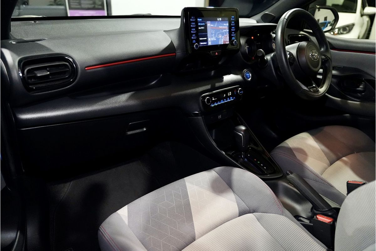 2021 Toyota Yaris ZR Hybrid MXPH10R