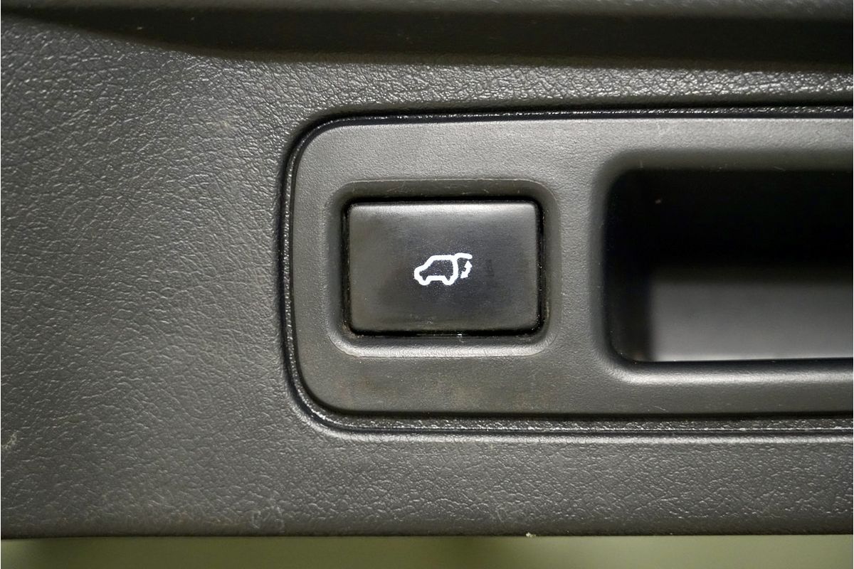 2017 Toyota Fortuner Crusade GUN156R