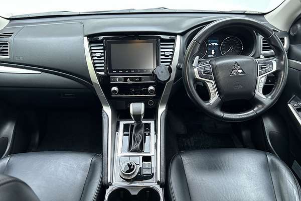 2021 Mitsubishi Pajero Sport GLS QF